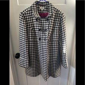 Houndstooth coat